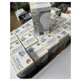 16 viribright 40 W LED lightbulbs