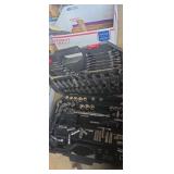 Husky 194pc tool set missing pieces (broken box)