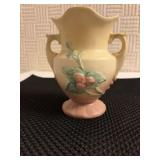 Hull pottery Wildflowers pattern 7 x 4