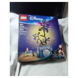 LEGO DISNEY SALLEYS FLOWERPOTNEW IN BOX 346