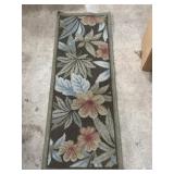 Floral floor runner 22 x 60"