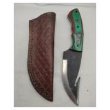 Handmade Damascus-style knife w/ gut hook  4 "