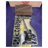 Mini Guitar and discwasher