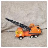 Vintage Tonka toy truck. Great condition.