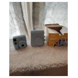 Working instant camera