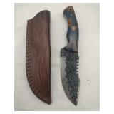 Handmade Damascus-style knife   4 " blade w/