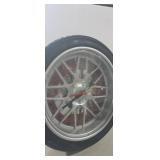 Tire shape clock