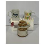New porcelain mugs and stoneware Pepper canister
