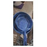 Granite enameled frying pans