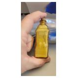 This is a vintage Wheaton 'Phila Berring's Apple