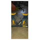 Matching 2 ton jack stands
