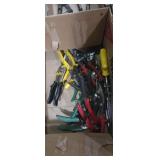 Tin snips and cutters assortment