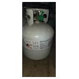 Pinnacle propane tank full green cap