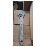 Heavy duty Pittsburgh 18in adjustable wrench