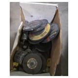 Grinding disc and wheel assortment