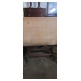 Wooden art easel adjusting