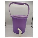 Tupperware water dispenser