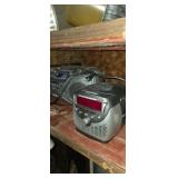 Rca Stereo , clock and alarm clock radio with c d