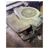 Twin cylinder, Briggs & Stratton motor