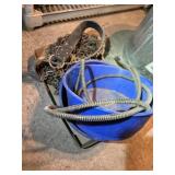 Two heated pet water bowls, and doll collar with