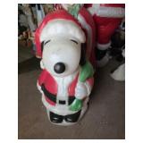 32" Snoopyclaus Blowmold