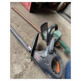 Remington 18 inch hedge trimmer and Black &