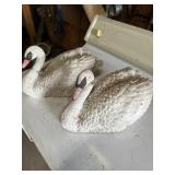 2 Artline garden/yard swans14ï¿½ x 7 1/2ï¿½ model
