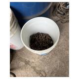 5 gallon bucket of loose log/tow chain