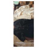 Ladys( fur style ) winter coats large est size