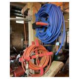 2 air hoses on wind up reels blue one will have