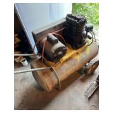 John Deere 1hp 120psi air compressor model A100