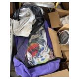 Foldable moving bag with blankets and sheets,