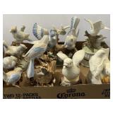 Various porcelain bird figures marked Taiwan