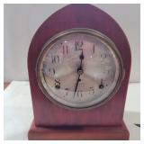Seth Thomas behive mantle clock no key 11in tall