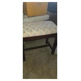 Small bench 20x12x18in