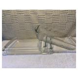 Two Pyrex baking dishes, one 15 x 9 x 2 the other