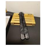 A Very Nice ButterFly Knive Comes in Box