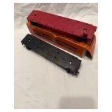 2 Lionel train cars