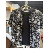 Womenï¿½s Karen, Scott size, small shirt and cool