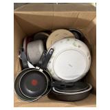 Assortment of kitchen pots, pan, with lids,