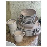 Pfaltzgraff stoneware in Aura Pink pattern, 19
