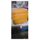 Igloo max cold 81can cooler and thermos cooler