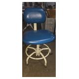Metal rolling office chair
