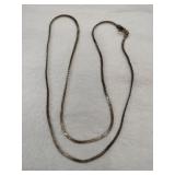 Silver chain marked 925.    185oz