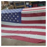 50 star fabric American flag does have