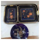 3 lacquered serving trays and 1 pheasant