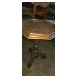 Baker furniture small octagonal plant stand