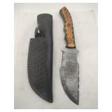 Damascus style hunting Knife w/ sheath   6' blade