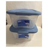 2-2 quart plastic tubs with locking lids