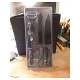 4 Pc Kitchen Knife Set New In Package Color